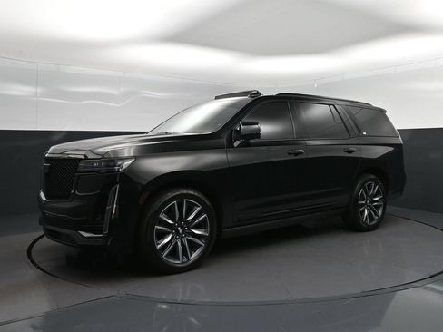Used 2021 Cadillac Escalade Sport w/ Driver Assist Tech Package RWD image 3