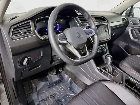 Used 2024 Volkswagen Tiguan Wolfsburg Edition FWD image 9