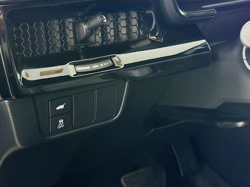 Used 2024 Honda CR-V Sport Touring image 15
