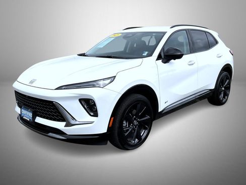 Certified 2025 Buick Envision Sport Touring image 1