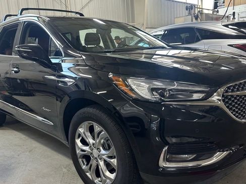 Used 2019 Buick Enclave Avenir w/ Avenir Technology Package image 1