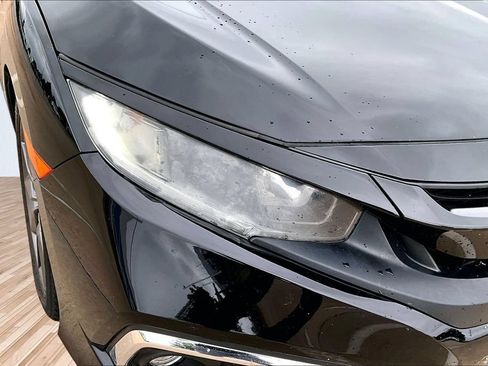 Used 2020 Honda Civic EX image 23