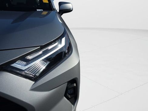 Used 2022 Toyota RAV4 XLE Premium FWD image 24