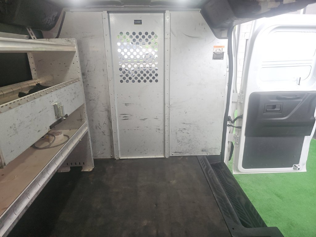 Used 2018 Ford Transit 250 130 Low Roof RWD image 33