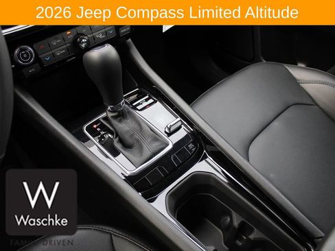 Used 2026 Jeep Compass Limited AWD/4WD image 28