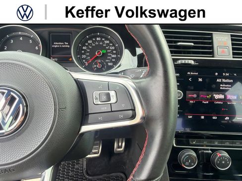 Used 2020 Volkswagen GTI SE FWD image 19