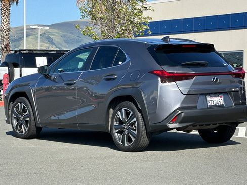 Used 2020 Lexus UX 200 w/ Accessory Package FWD image 6