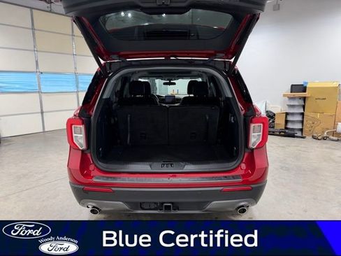 Certified 2023 Ford Explorer XLT w/ Equipment Group 202A image 7