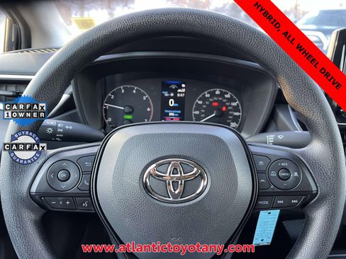 Used 2025 Toyota Corolla LE image 8