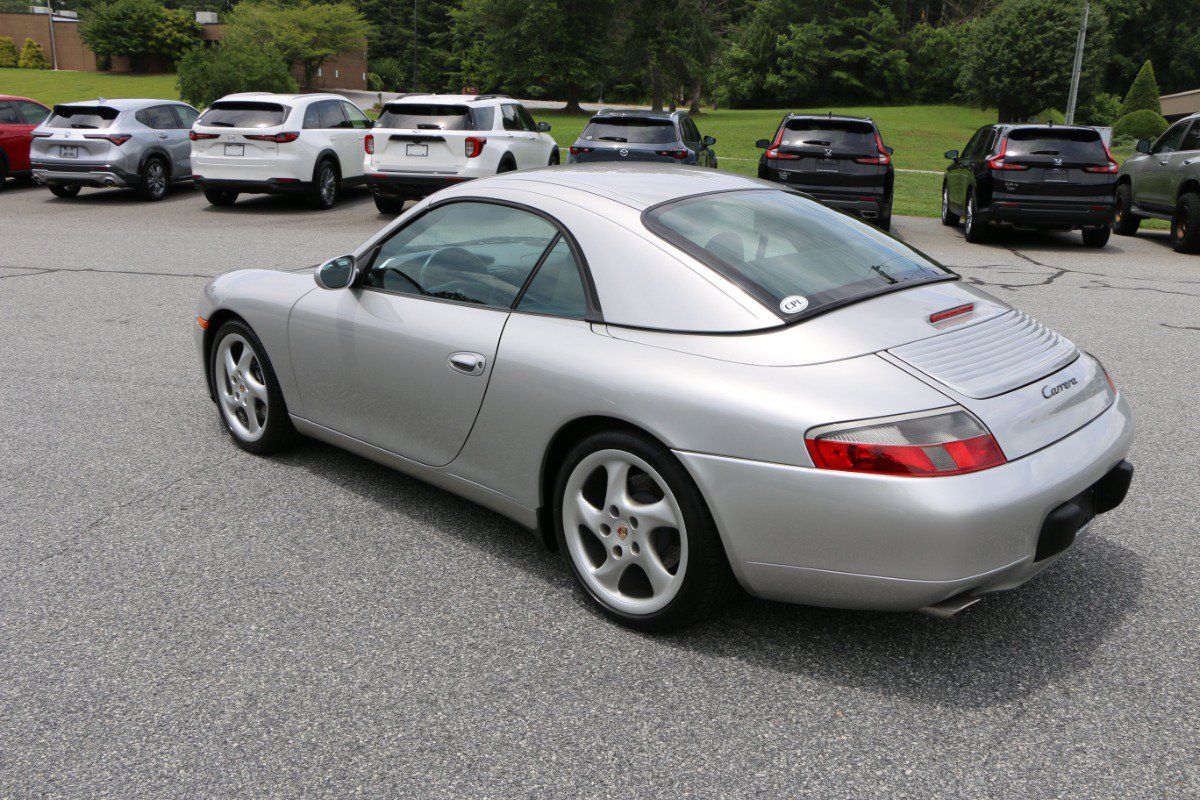 Used 2000 Porsche 911 Cabriolet image 3
