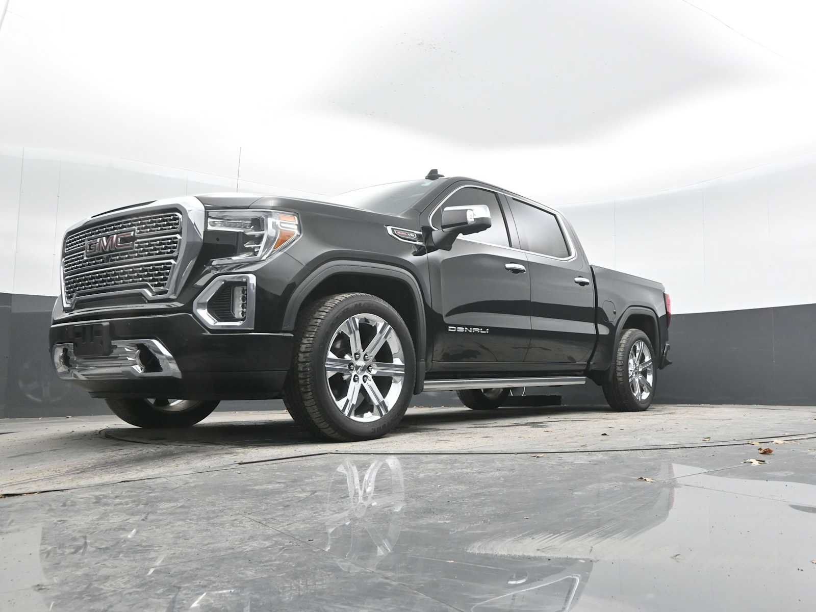 Used 2019 GMC Sierra 1500 Denali w/ Denali Ultimate Package AWD/4WD image 43