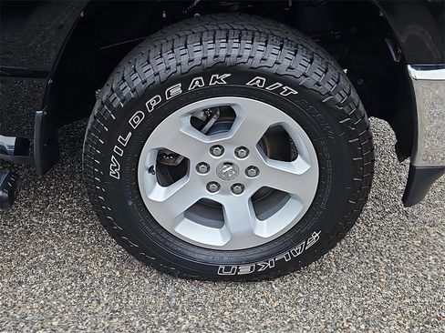 Used 2020 RAM 1500 Big Horn image 10