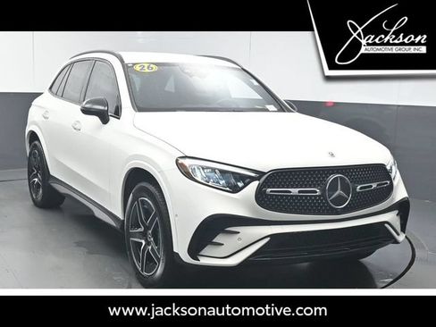 Used 2026 Mercedes-Benz GLC 300 image 1