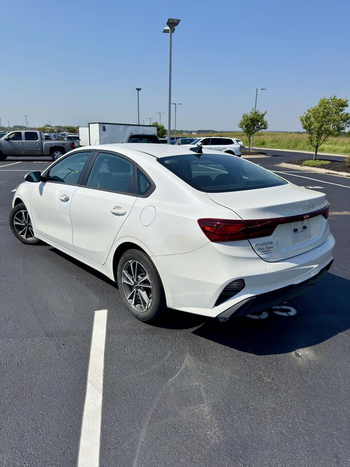 Used 2023 Kia Forte LXS FWD image 3