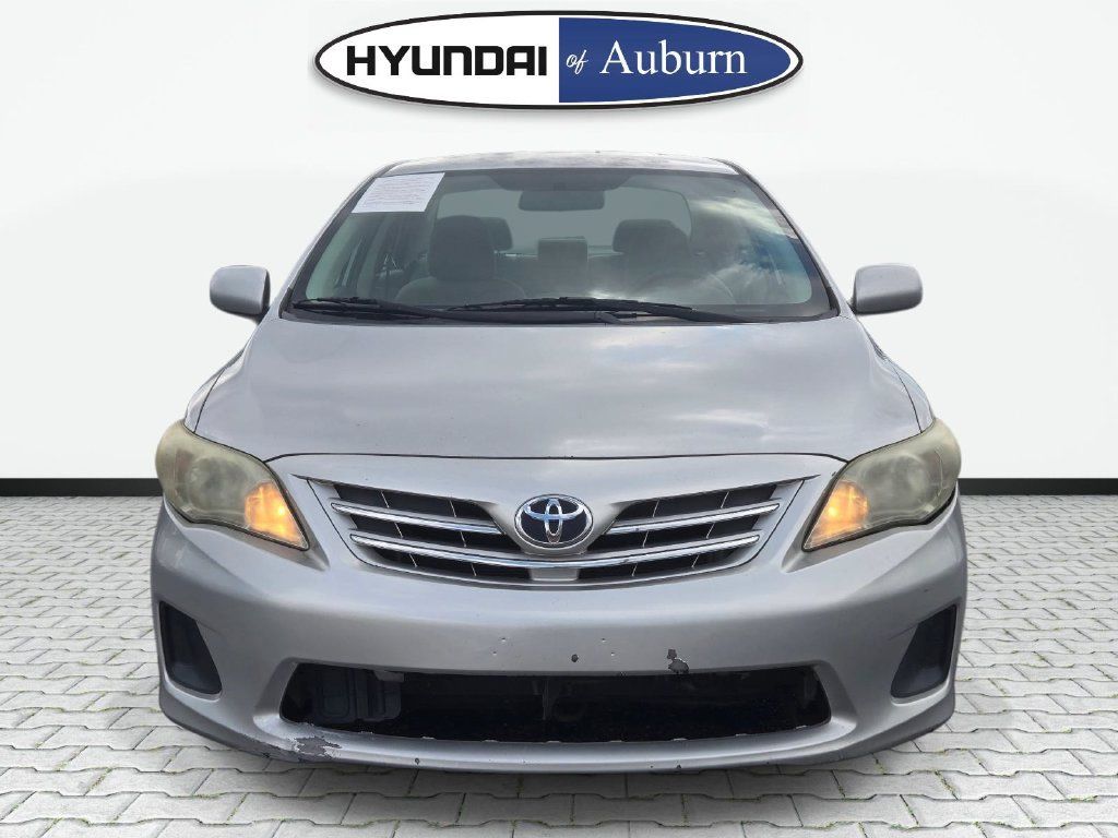 Used 2013 Toyota Corolla LE FWD image 10