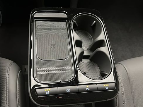 New 2026 Hyundai Ioniq 5 SEL image 24