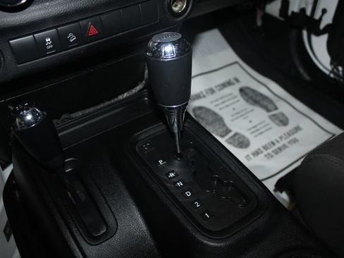 Used 2011 Jeep Wrangler Sport AWD/4WD image 12