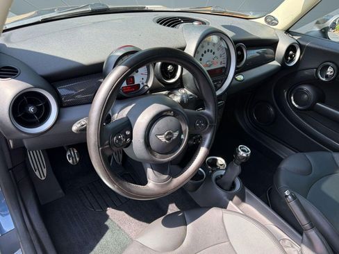 Used 2011 MINI Cooper Clubman S FWD image 4