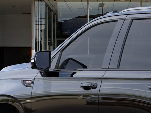 New 2026 GMC Yukon AT4 w/ AT4 Premium Package AWD/4WD image 12
