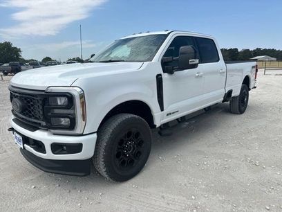 New 2026 Ford F350 Lariat w/ Black Appearance Package