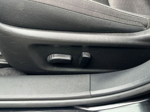 Used 2025 Nissan Altima 2.5 SV image 21