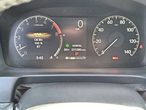 Used 2024 Honda Ridgeline Sport image 12