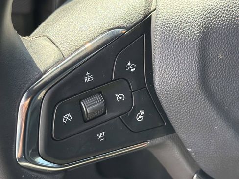 Used 2024 Chevrolet TrailBlazer ACTIV w/ Convenience Package FWD image 12