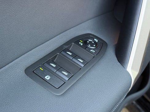 New 2026 BMW iX xDrive45 AWD/4WD image 16