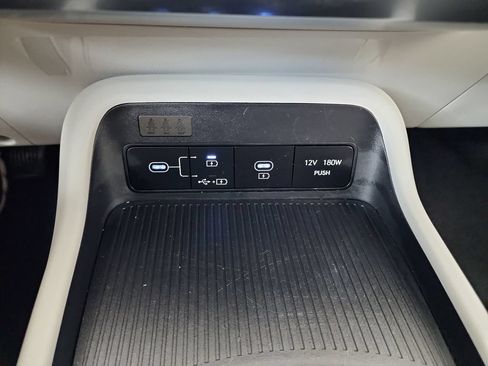 Used 2025 Hyundai Kona SEL FWD image 29