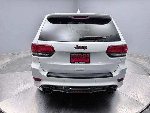 Used 2015 Jeep Grand Cherokee SRT w/ Luxury Group II AWD/4WD image 5