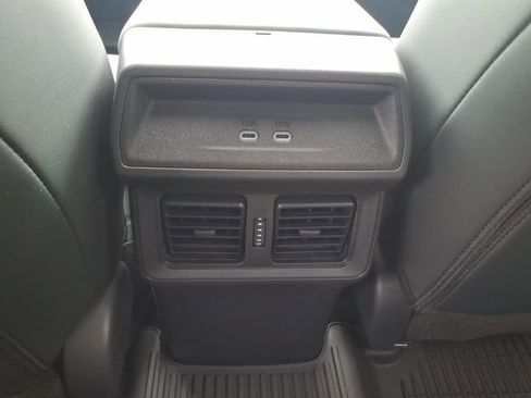 Used 2026 Toyota RAV4 XSE AWD/4WD image 14