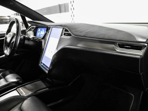 Used 2016 Tesla Model X P90D image 13