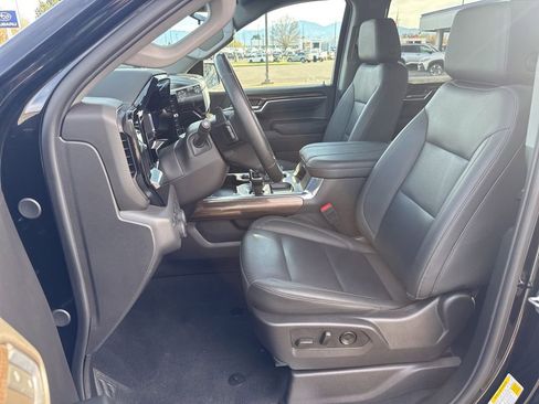 Used 2024 Chevrolet Silverado 1500 LT Trail Boss w/ LT Trail Boss Premium Package image 10