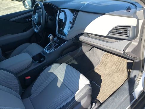 Used 2025 Subaru Outback Premium w/ Popular Package #1 image 11