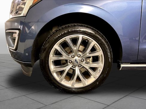 Used 2019 Ford Expedition Max Platinum AWD/4WD image 11
