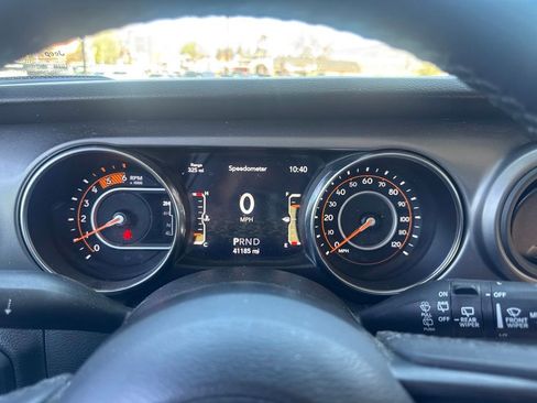 Used 2022 Jeep Wrangler Unlimited Sport AWD/4WD image 16