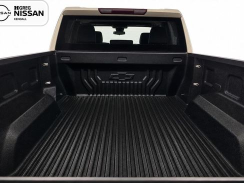 Used 2024 Chevrolet Silverado 1500 LT AWD/4WD image 17