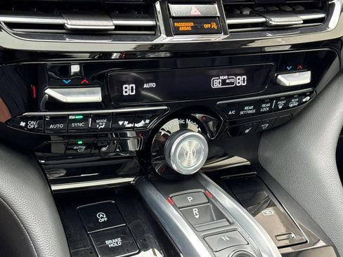 Certified 2023 Acura MDX FWD image 22