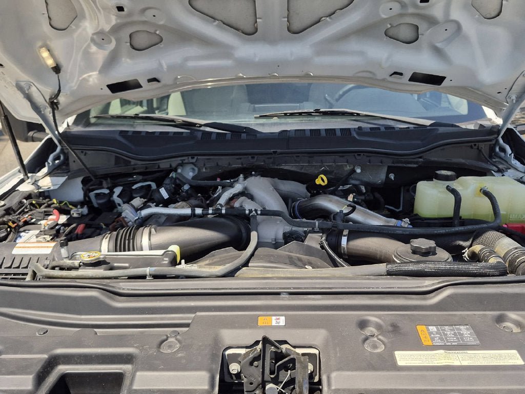 Used 2020 Ford F550 2WD Regular Cab Super Duty image 30