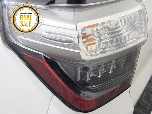 Used 2016 Toyota 4Runner SR5 image 13