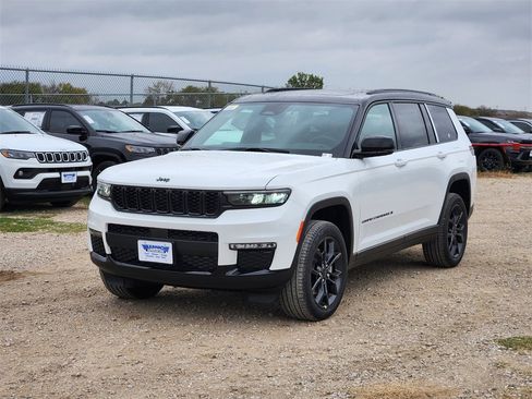 New 2025 Jeep Grand Cherokee L Limited image 2