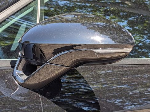 Used 2021 Porsche Panamera image 32