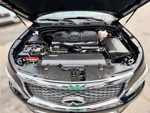 Used 2017 INFINITI QX80 Signature Edition w/ All Season Package AWD/4WD image 30