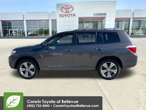 Used 2008 Toyota Highlander Sport AWD/4WD image 2
