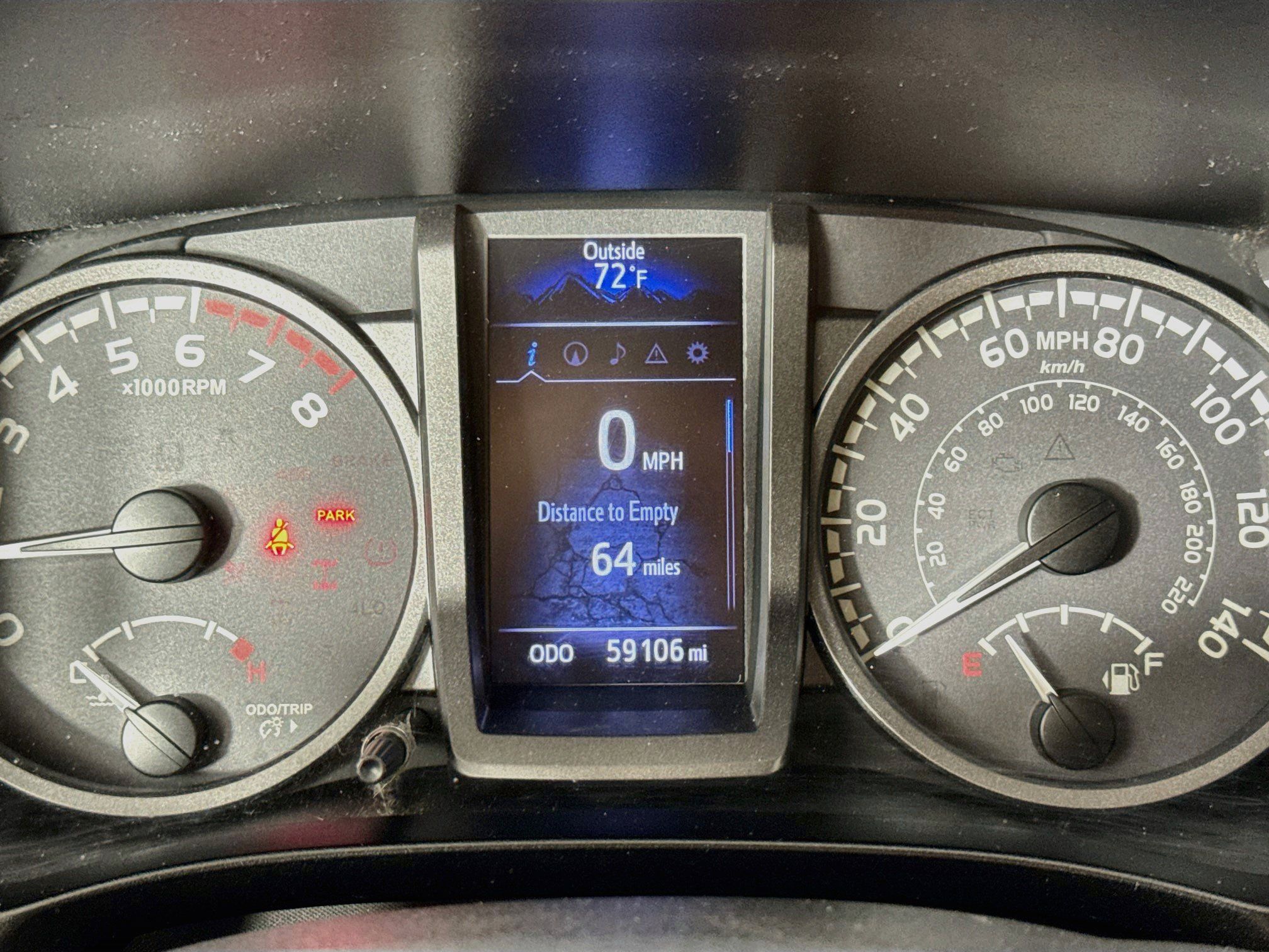 Used 2017 Toyota Tacoma TRD Sport AWD/4WD image 6