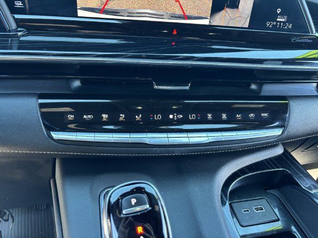 Used 2021 Cadillac Escalade Sport w/ LPO, ONYX Package AWD/4WD image 26