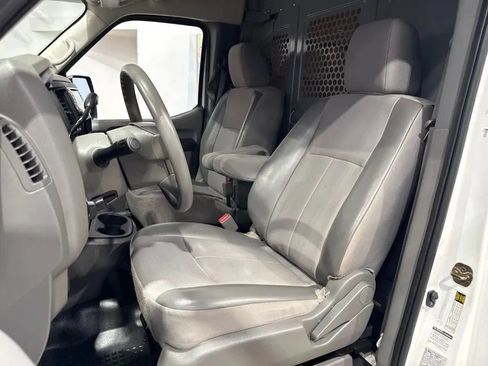 Used 2018 Nissan NV 2500 S RWD image 12