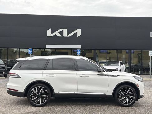 Used 2025 Lincoln Aviator Reserve w/ Equipment Group 201A AWD/4WD image 30