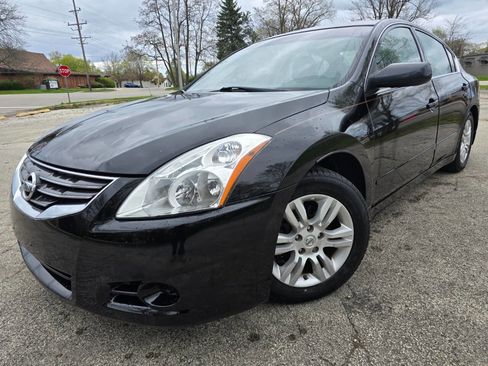 Used 2010 Nissan Altima 2.5 SL w/ SL Pkg FWD image 1