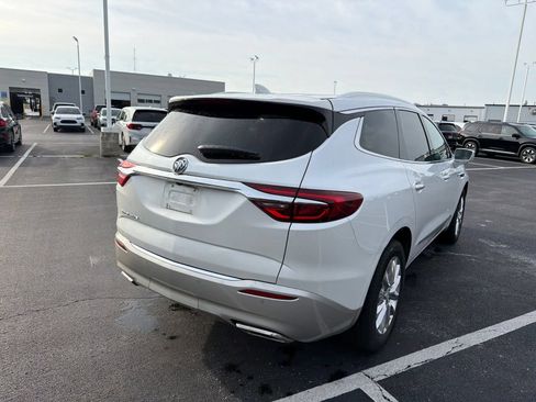 Used 2020 Buick Enclave Premium w/ Sun and Sites Package FWD image 7